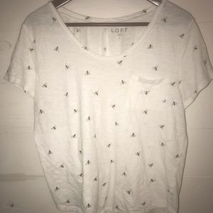 Cute Loft Bee design tee